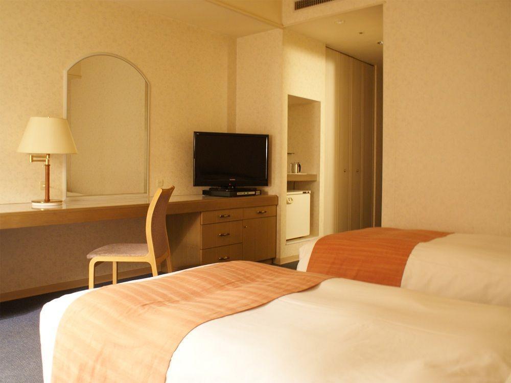 Hotel Livemax Sapporo Nakajima Park Grande Szapporo Kültér fotó